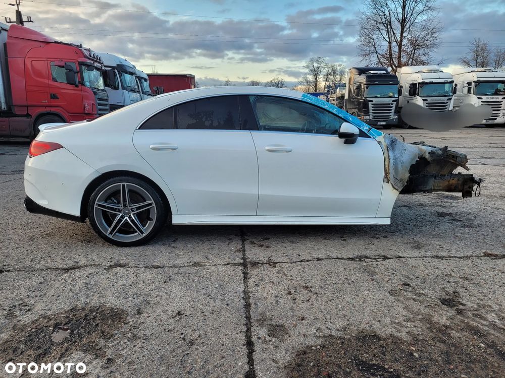 Mercedes-Benz CLA - 11