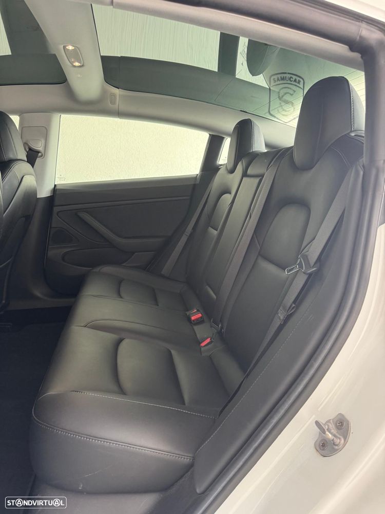 Tesla Model 3 - 17