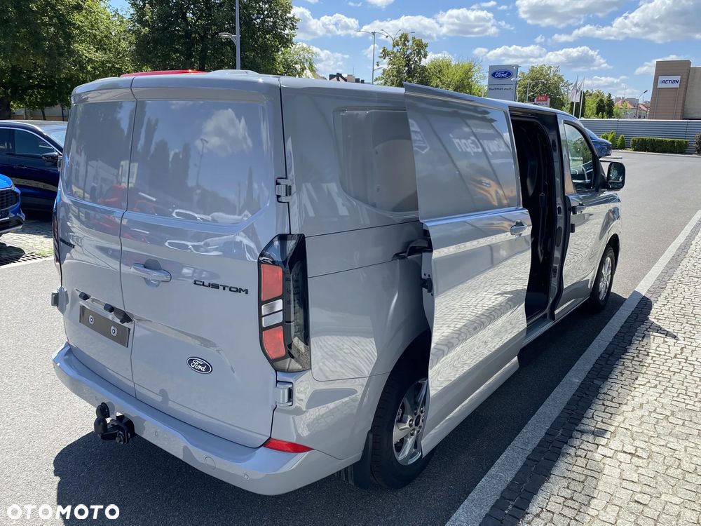 Ford Transit Custom - 8