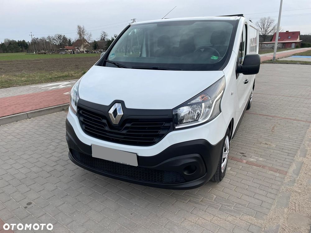 Renault Trafic - 1