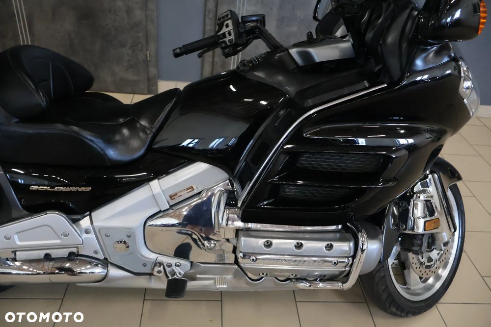 Honda GL - 12