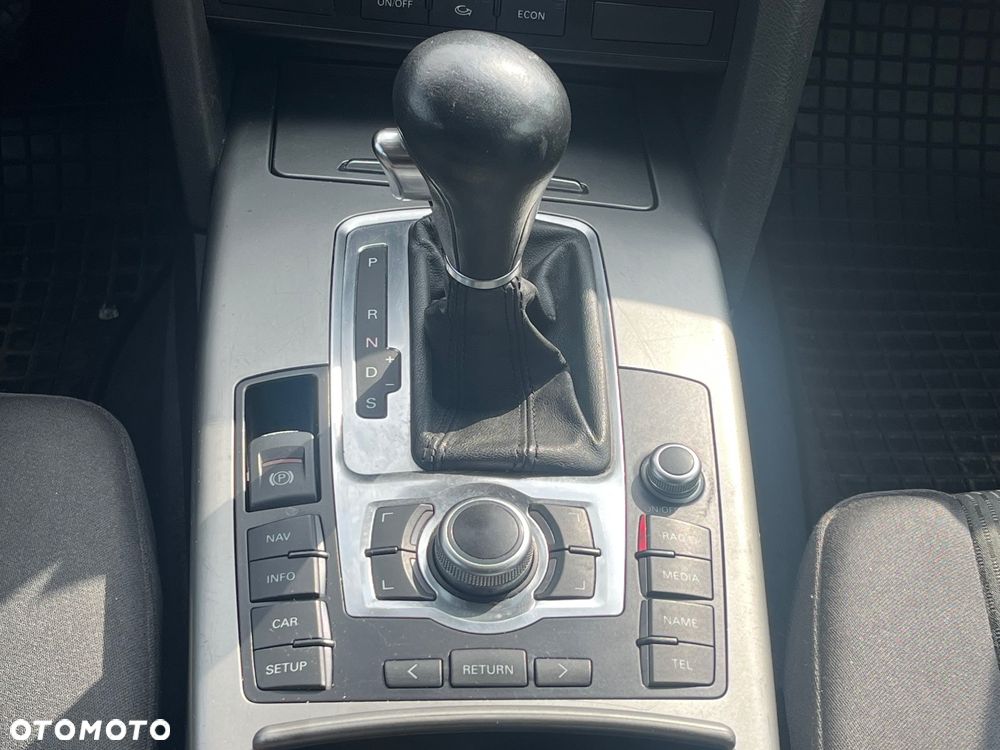 Audi A6 Avant 2.0 TDI DPF multitronic - 14