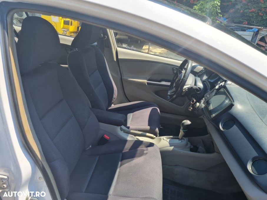 Honda Insight 1.3 - 11