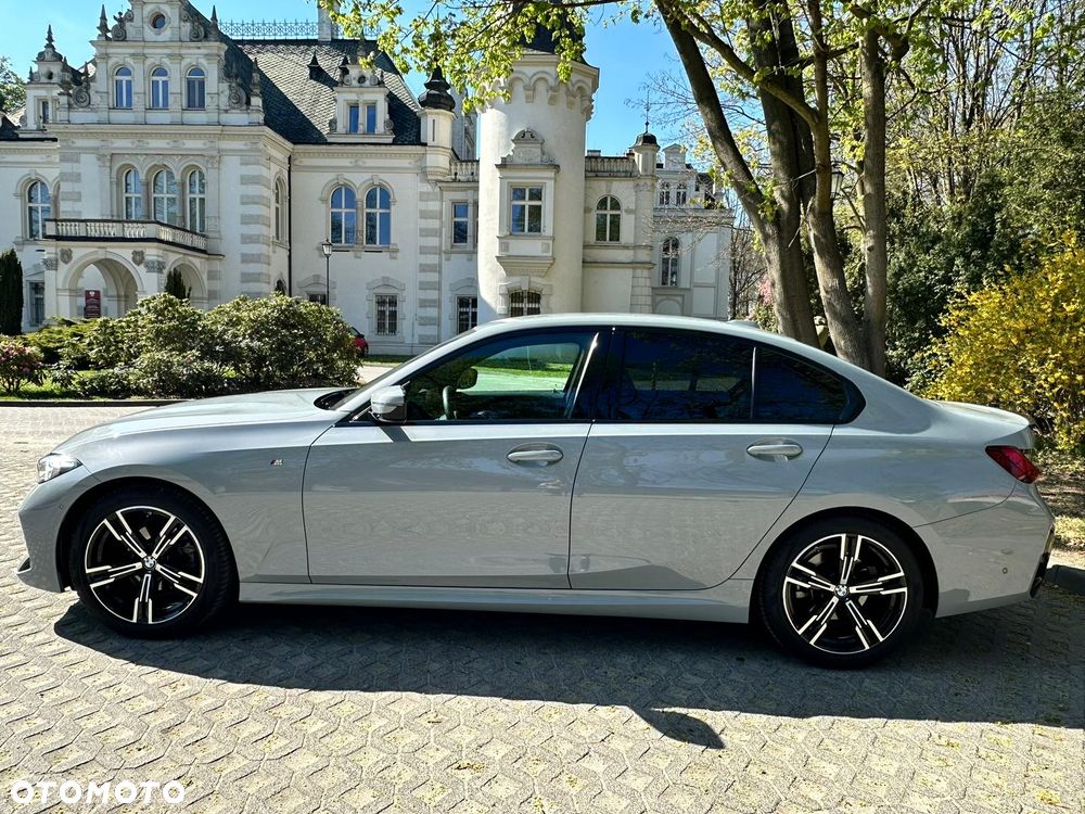BMW Seria 3 318i - 5