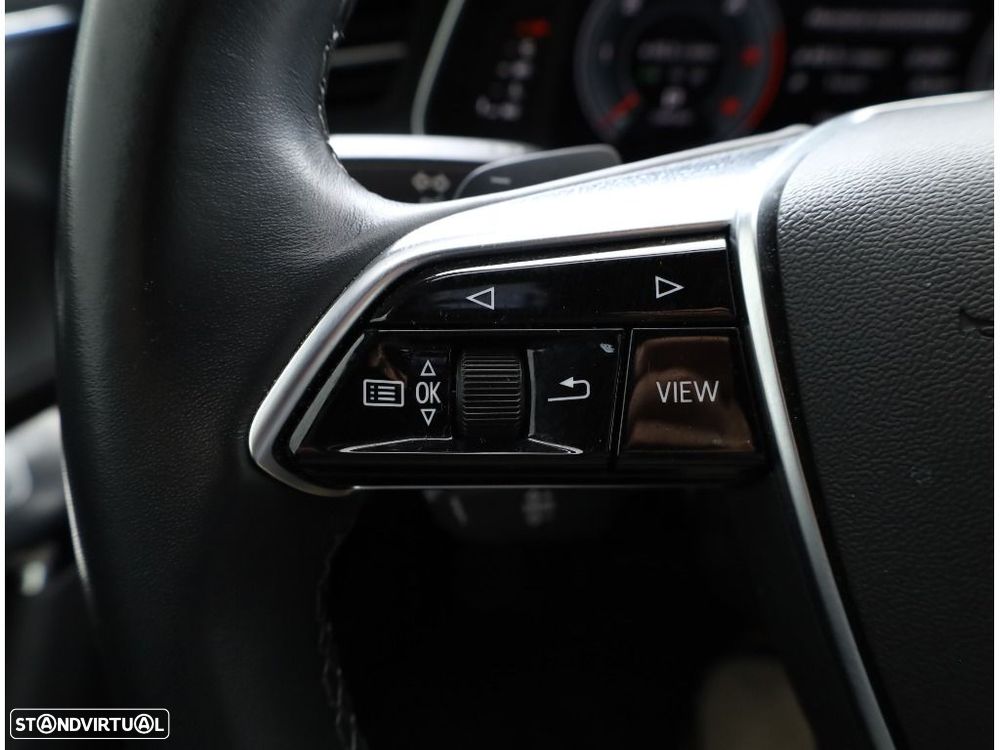 Audi A6 Avant 40 TDI Advanced S tronic - 26