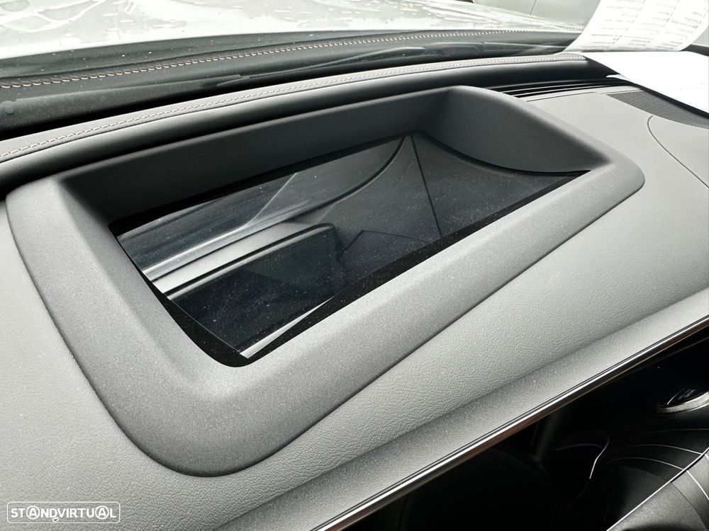 Mercedes-Benz C 300 e AMG Line - 27