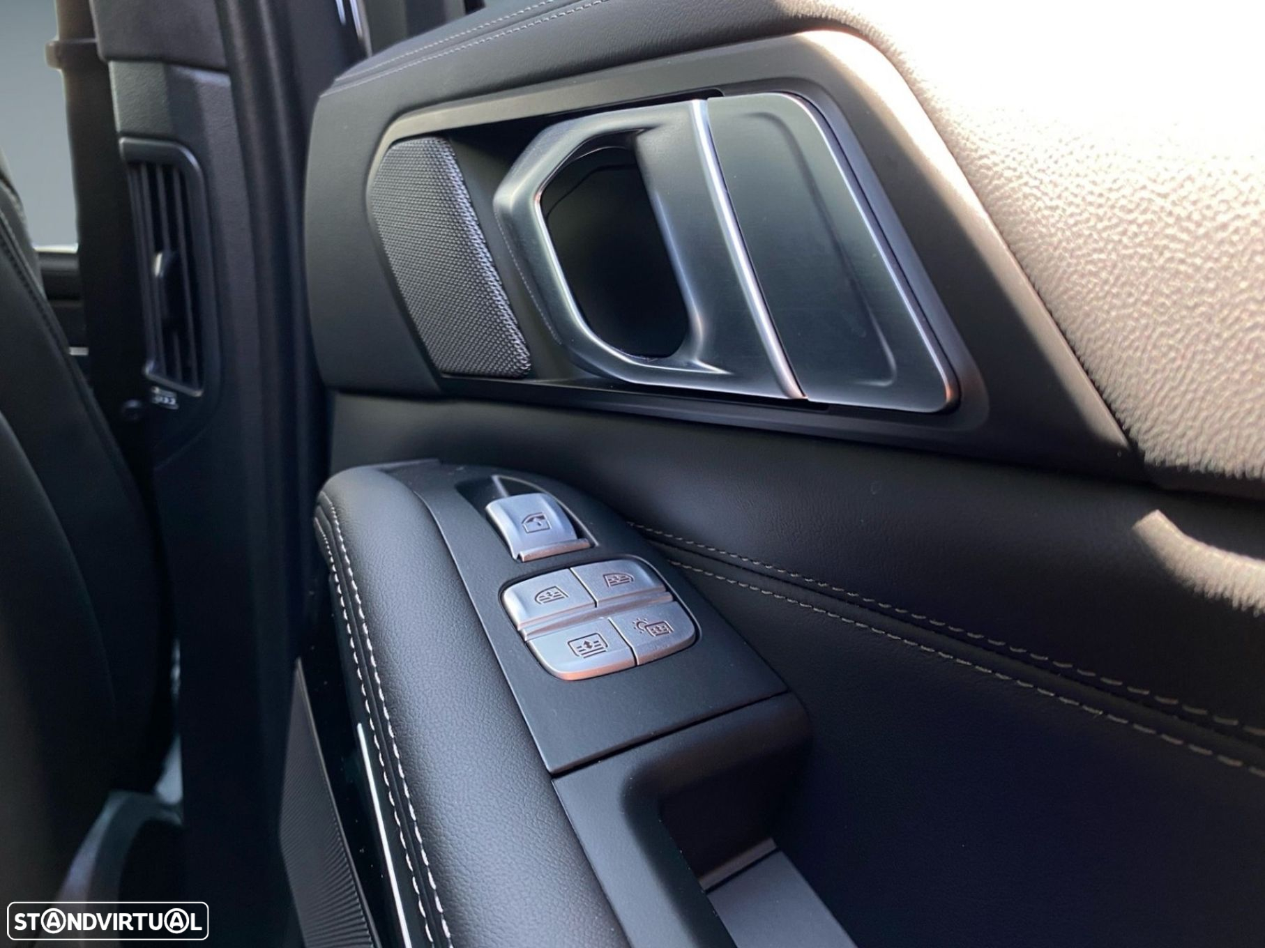 BMW X7 40 d xDrive Pack M Desportivo - 25