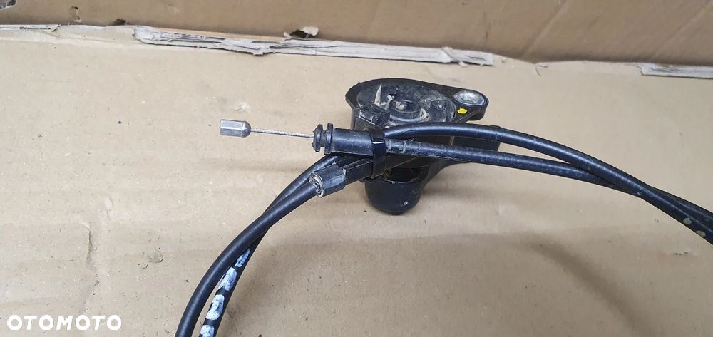 Klamka raczka dźwignia otwierania maski linka cięgno Renault Trafic III Vivaro B - 6