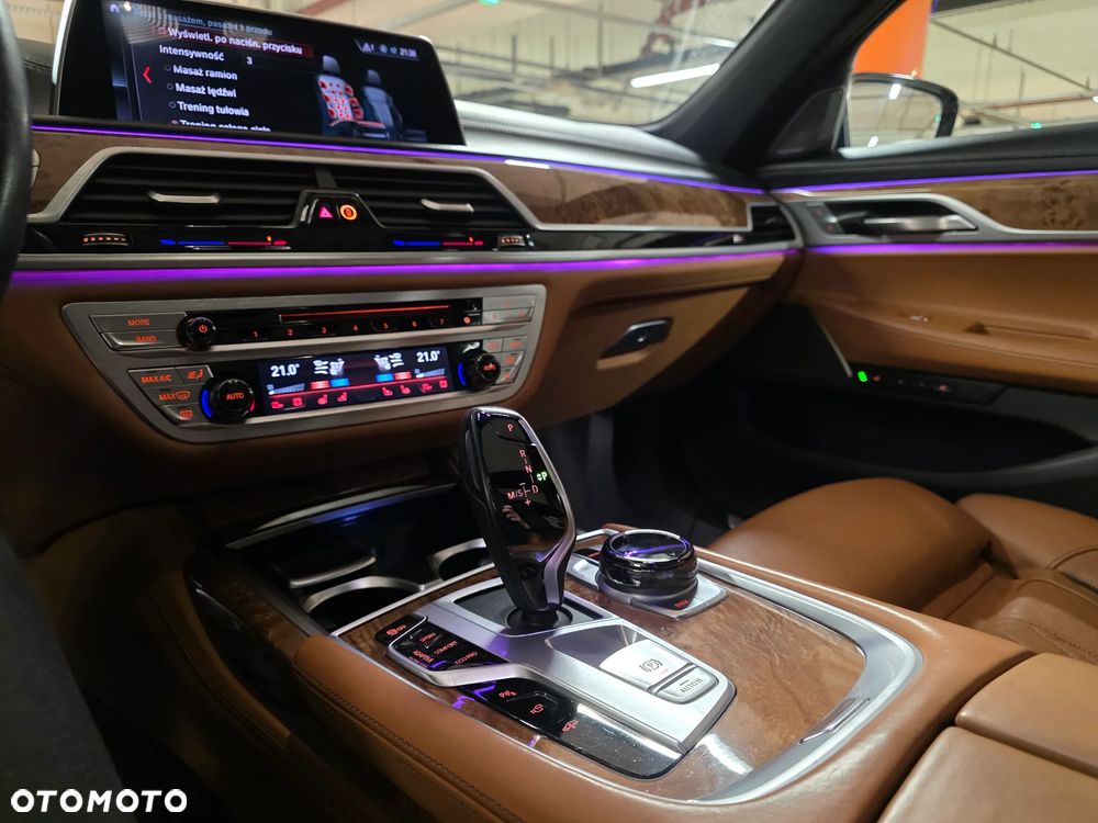 BMW Seria 7 750Li Edition Exclusive - 25