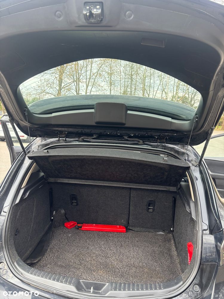 Mazda 3 - 6