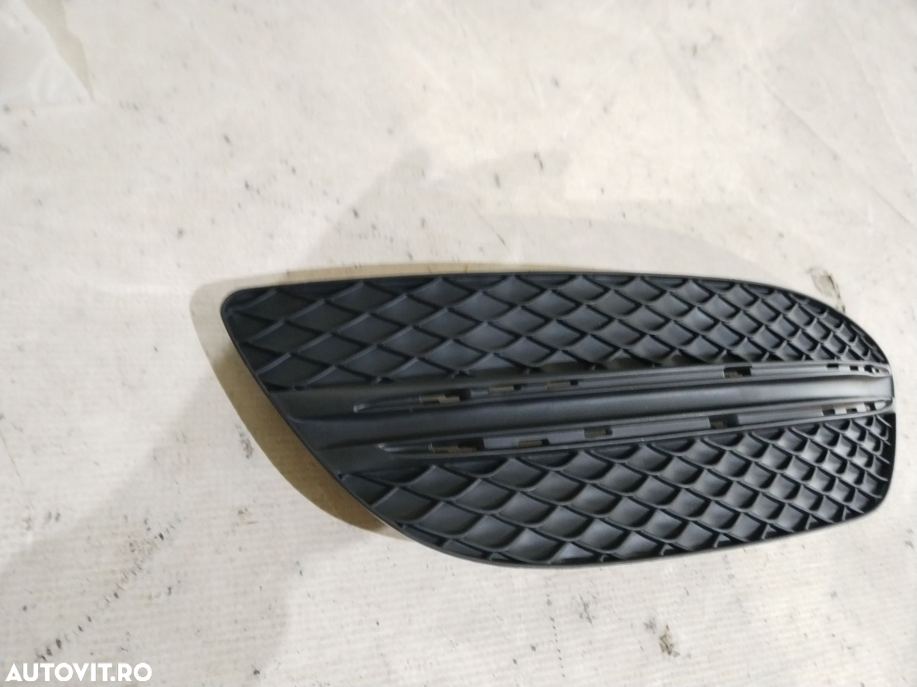 Grila stanga, Mercedes C-Class W205 Avangarde, 2014, 2015, 2016, 2017, 2018. - 3