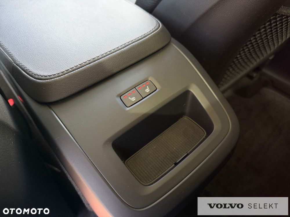 Volvo XC 90 - 16