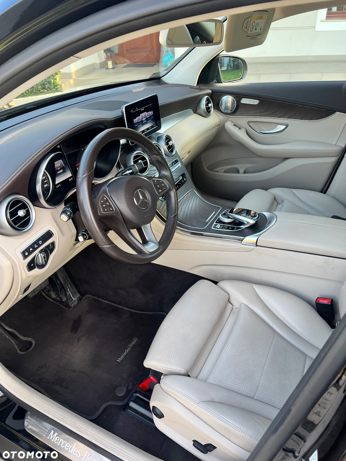 Mercedes-Benz GLC 250 4-Matic - 8