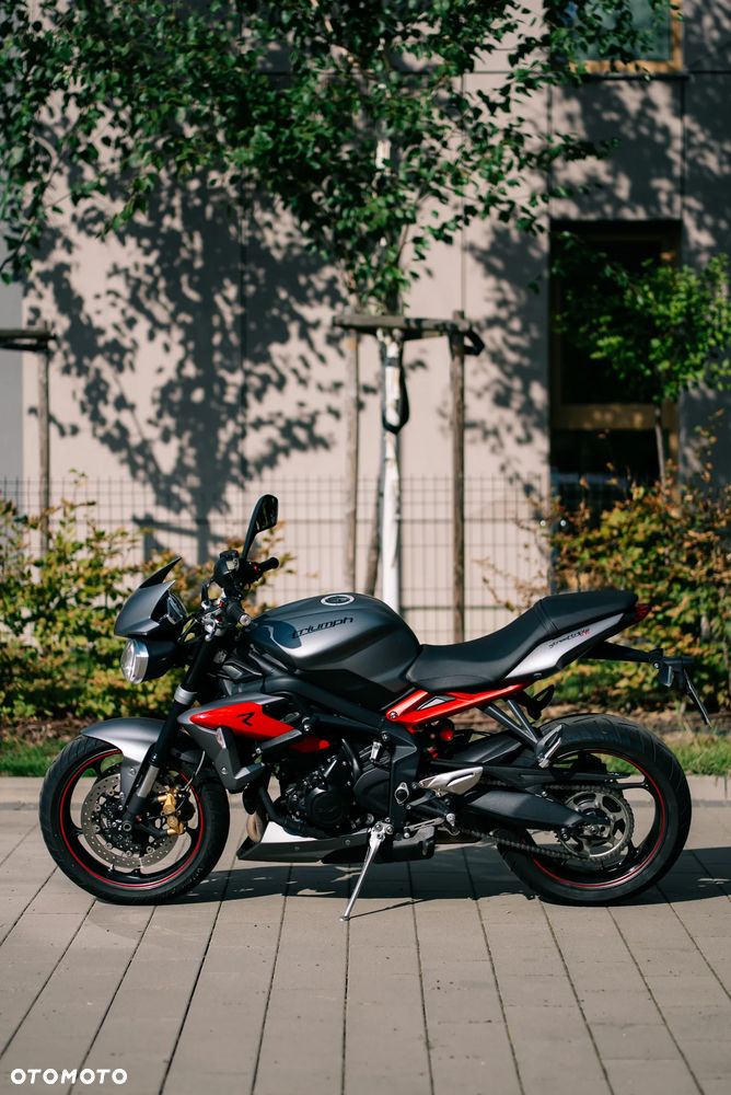 Triumph Street Triple - 2