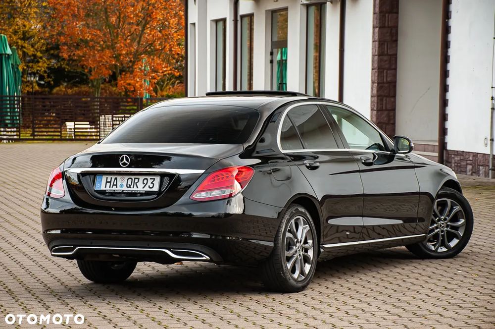 Mercedes-Benz Klasa C 200 9G-TRONIC Avantgarde - 16
