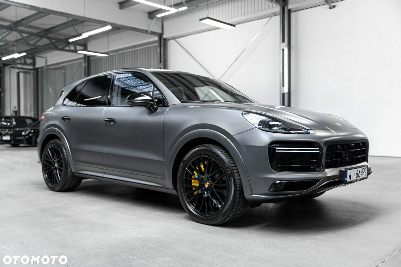 Porsche Cayenne Turbo - 6
