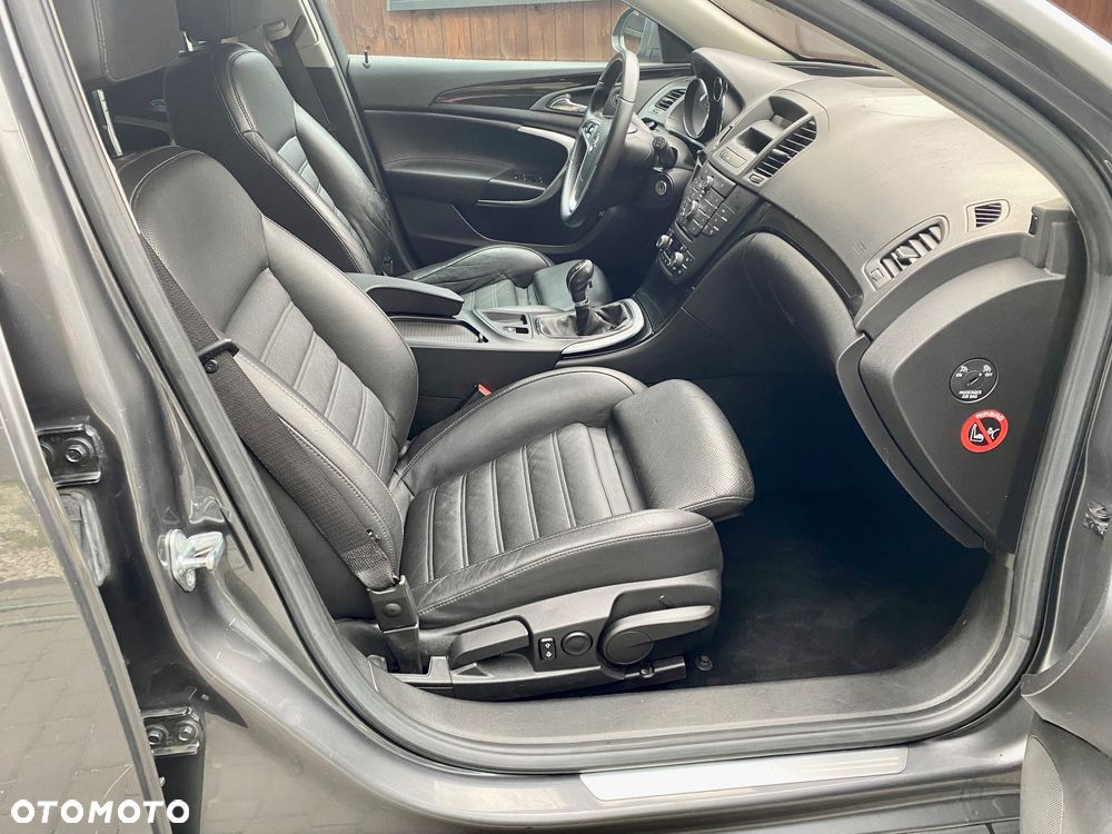 Opel Insignia 2.0 CDTI Sports Tourer Cosmo - 20