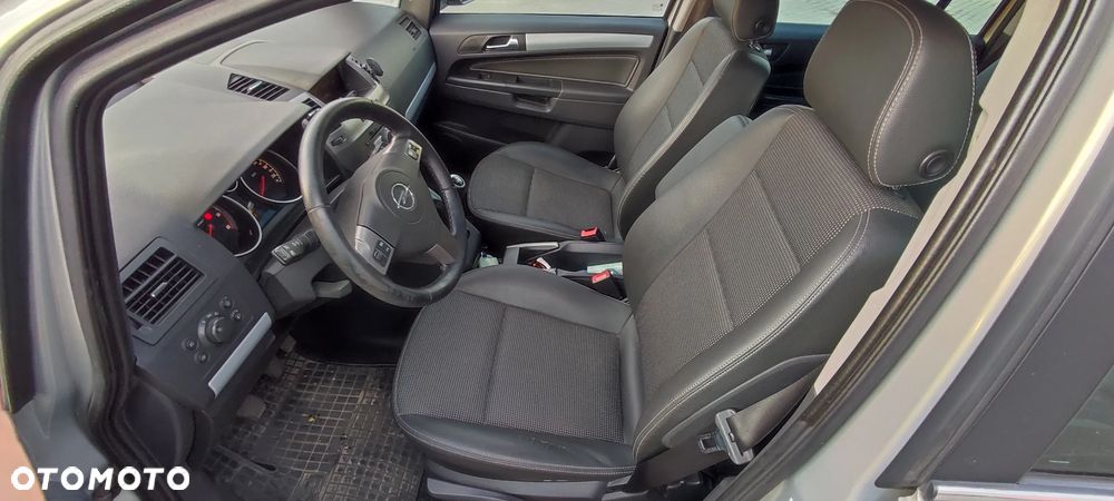 Opel Zafira 1.9 CDTI Enjoy - 14