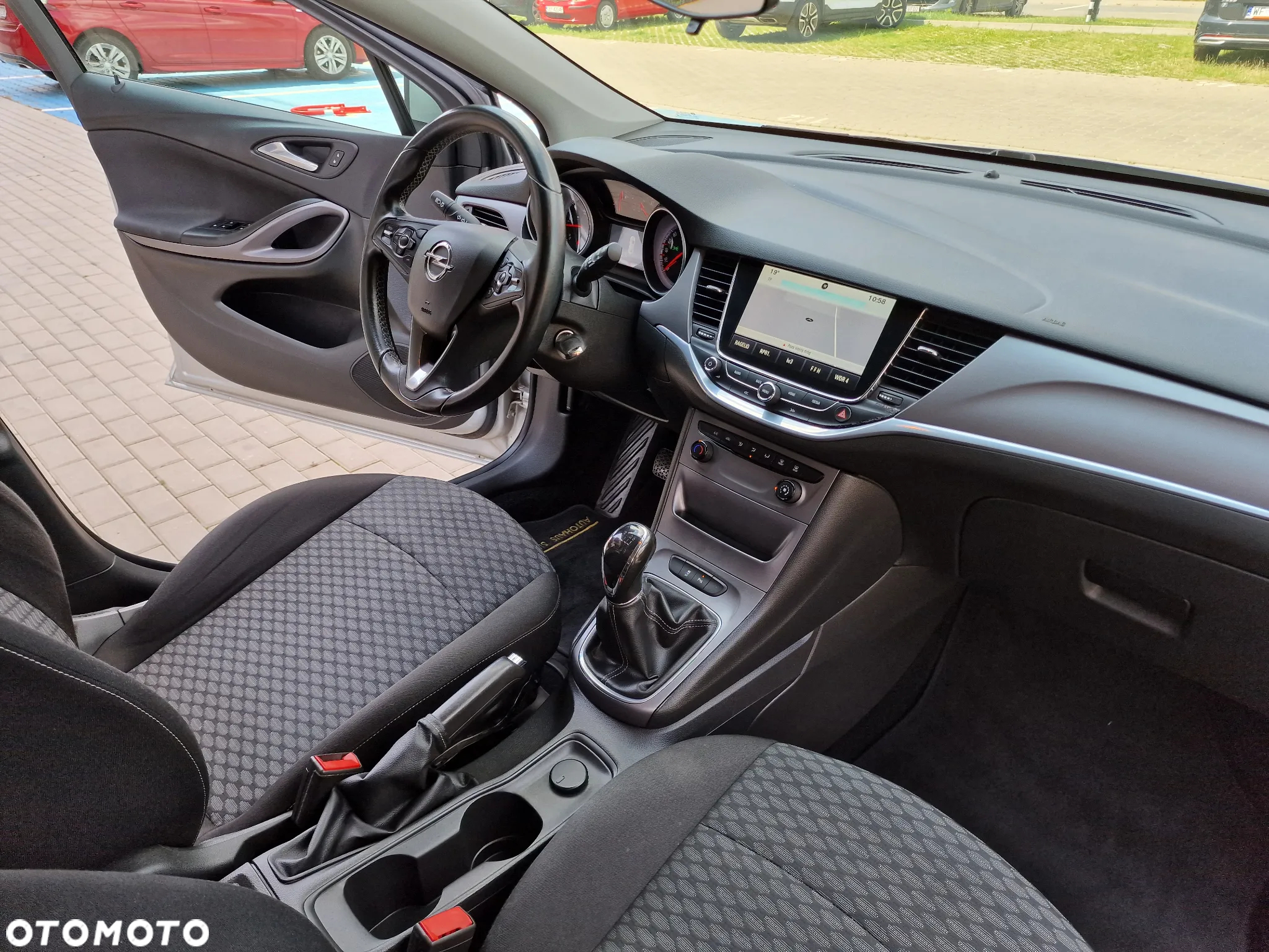 Opel Astra V 1.6 CDTI Essentia - 14