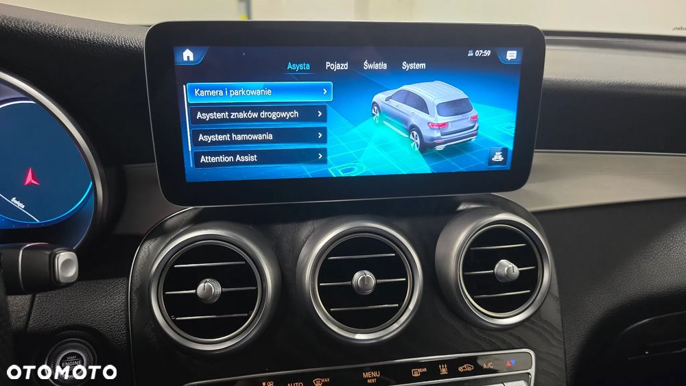 Mercedes-Benz GLC 300 de 4Matic 9G-TRONIC AMG Line Plus - 26