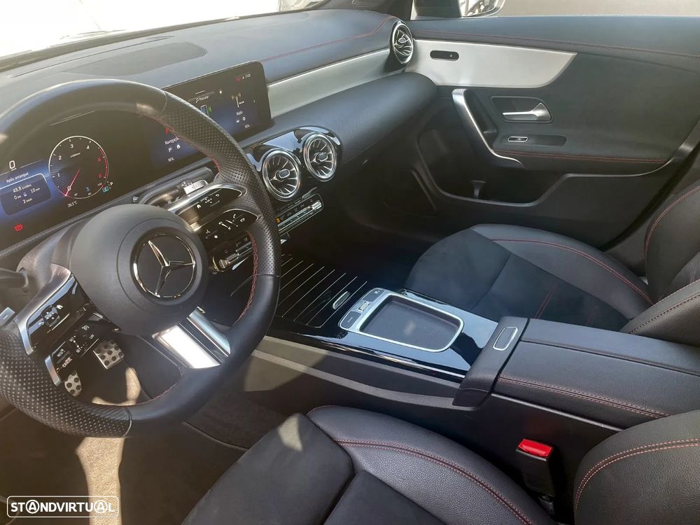 Mercedes-Benz CLA 180 d 8G-DCT AMG Line Advanced Plus - 2