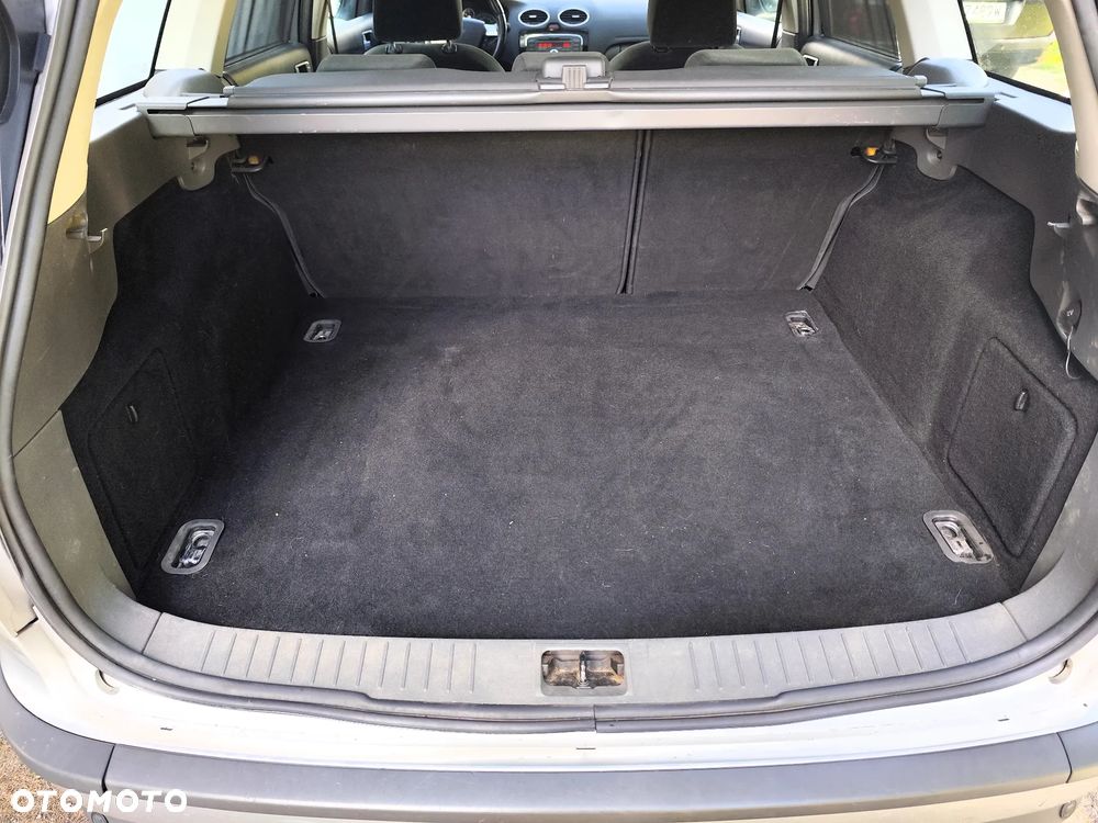 Ford Focus 1.6 TDCi DPF Ghia - 15