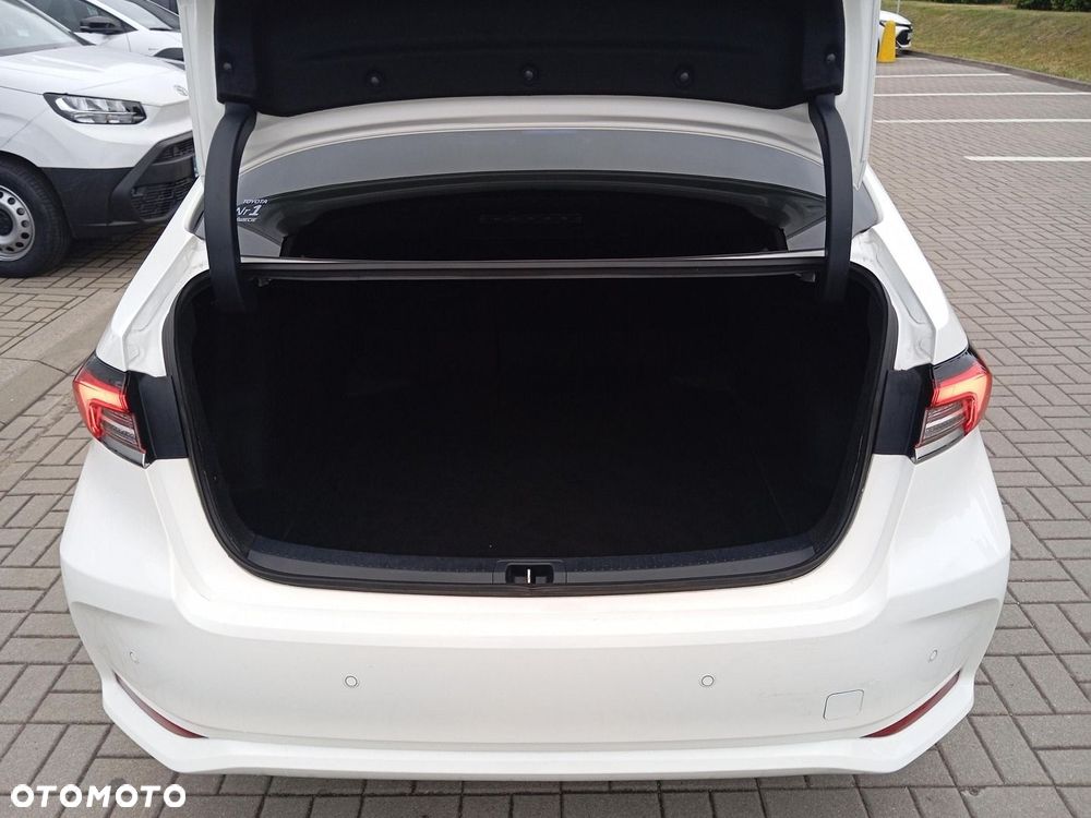 Toyota Corolla 1.8 Hybrid Style - 18