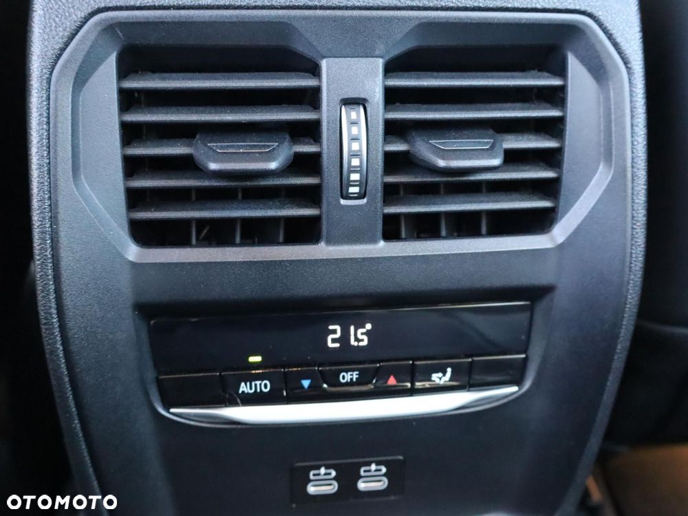 BMW Seria 3 318d - 16