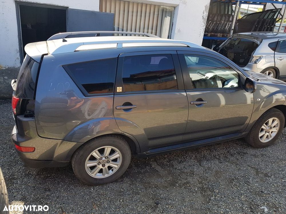 Dezmembrari dezmembrez  Citroen C-Crosser 2.2 D 2007-2012 - 4