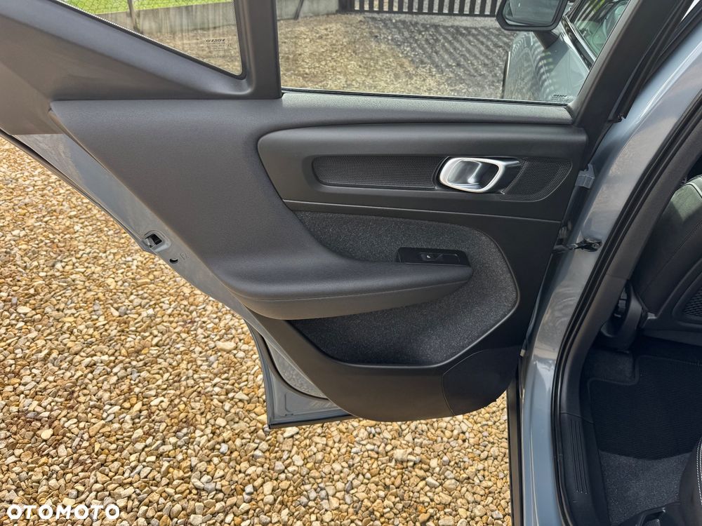 Volvo XC 40 T2 Core - 22