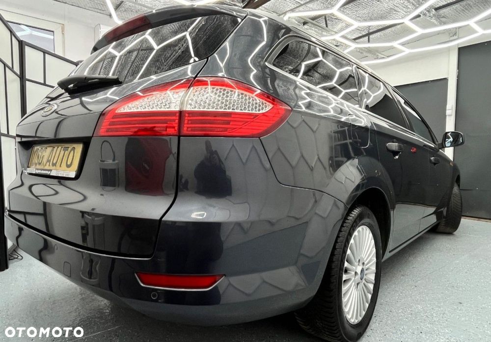 Ford Mondeo - 16