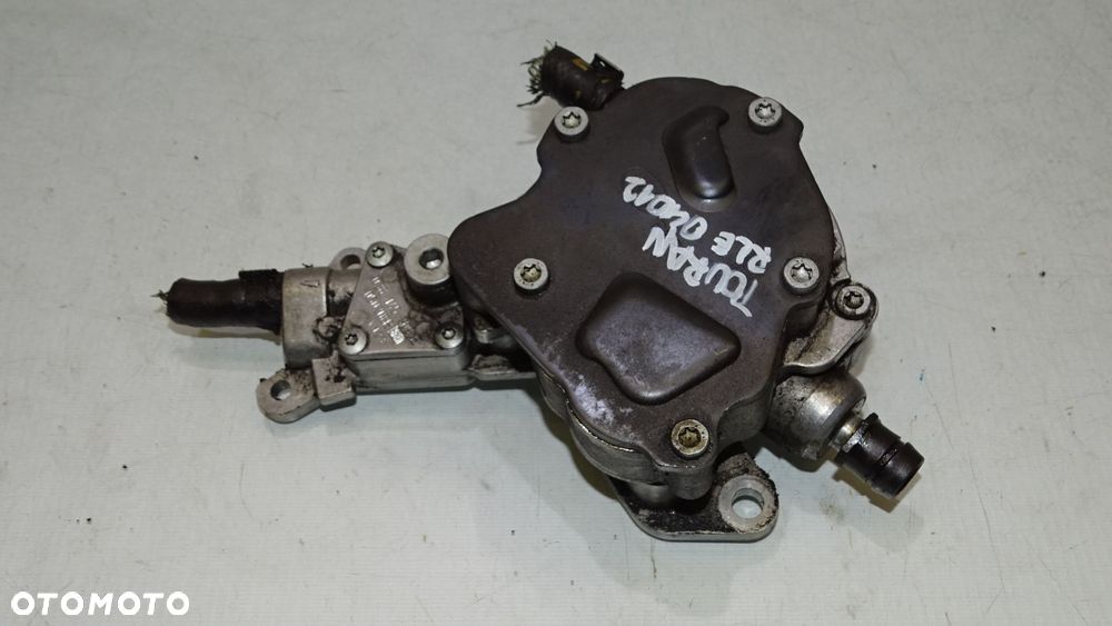 VACUM POMPA VOLKSWAGEN TOURAN 1.9TDI 038145209E - 2
