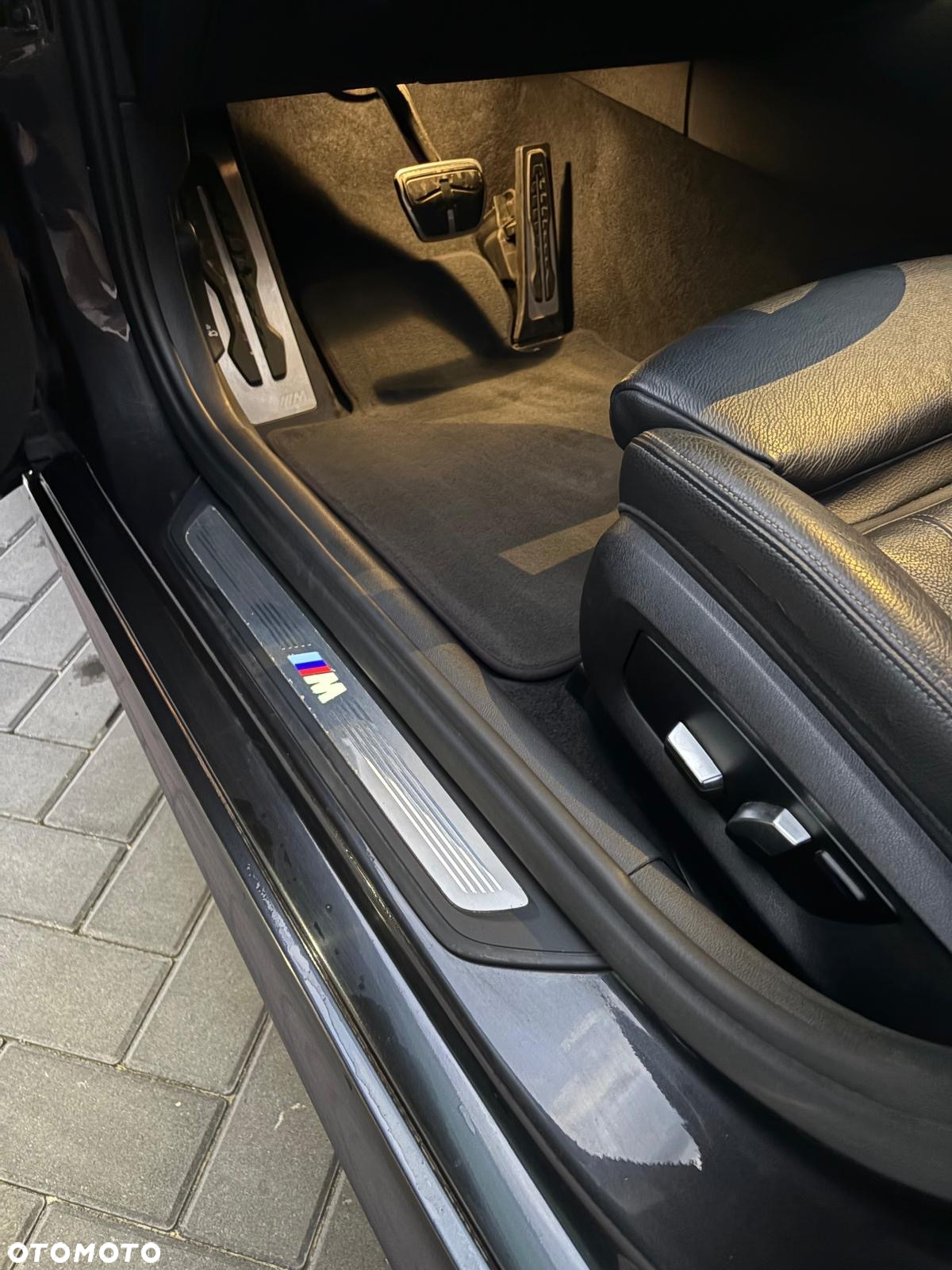 BMW Seria 5 520d - 13