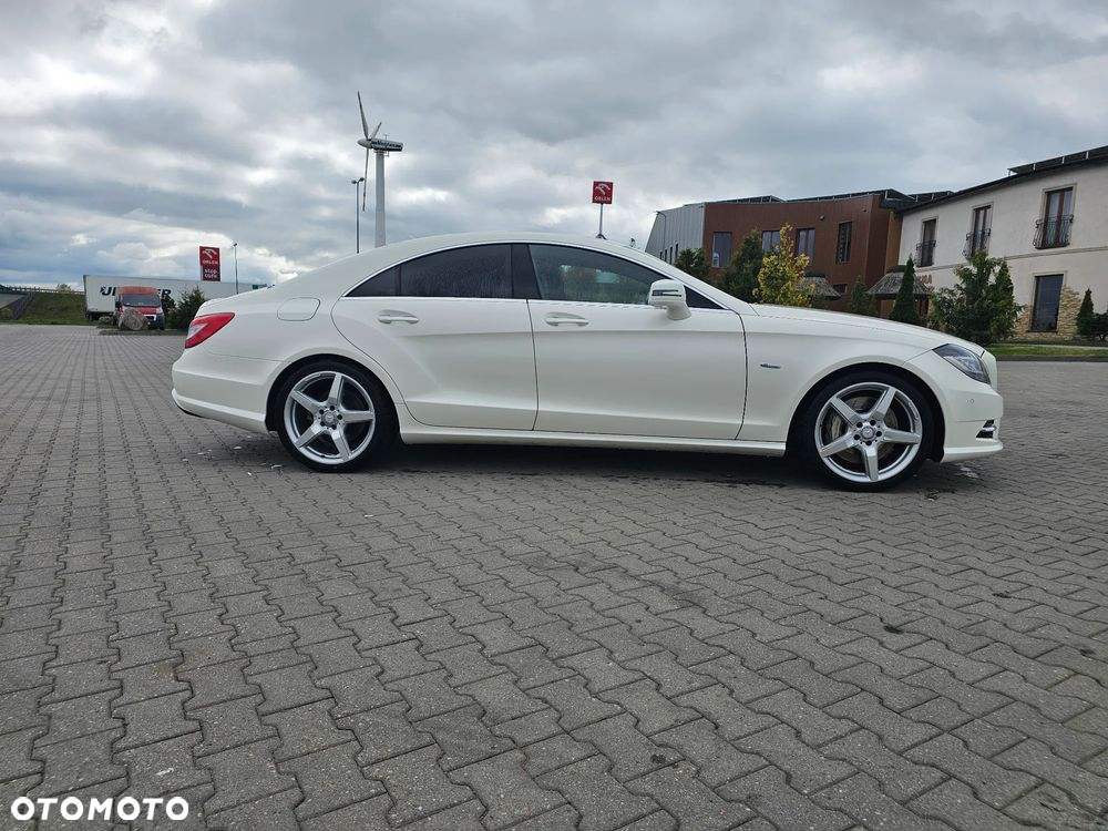 Mercedes-Benz CLS 500 BlueEffICIENCY - 4