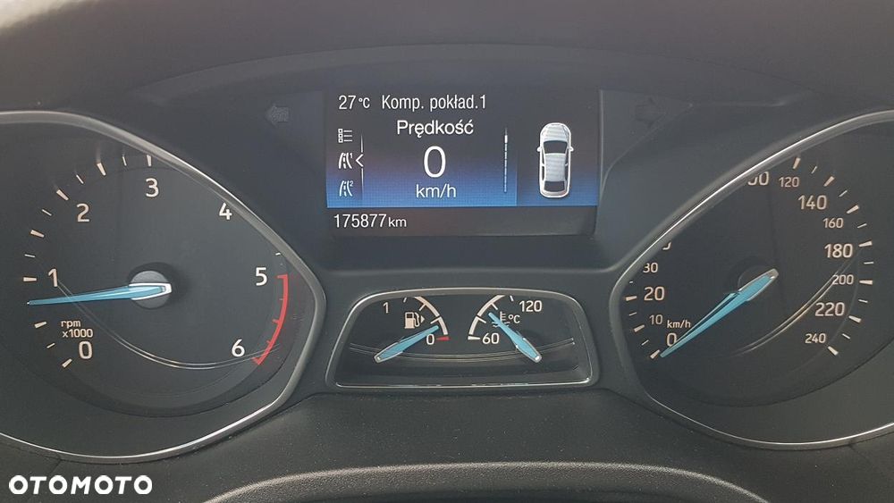 Ford Focus 1.5 EcoBlue Start-Stopp-System TITANIUM STYLE - 31
