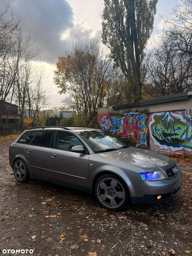 Audi A4 Avant - 4