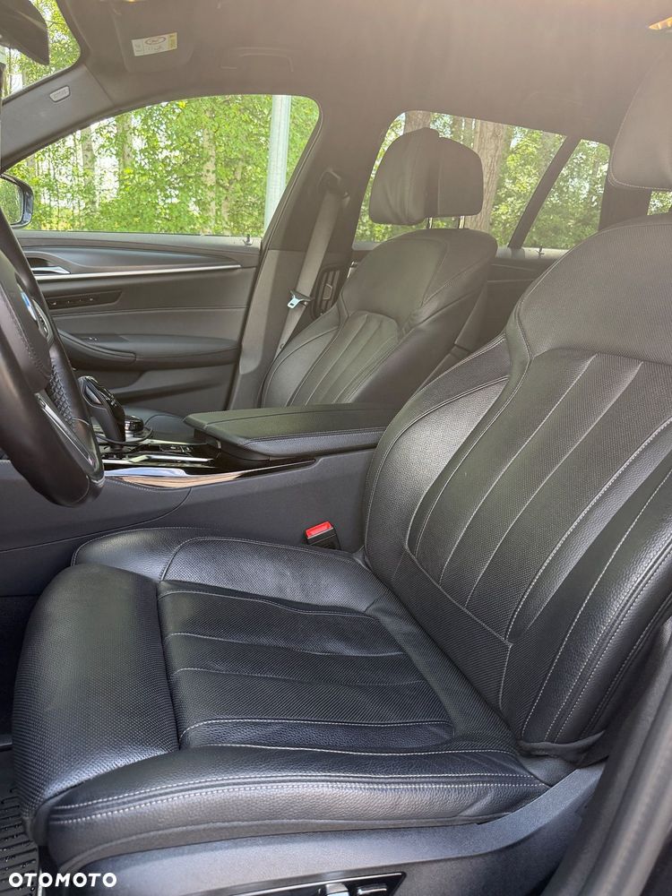 BMW Seria 5 520d mHEV M Sport sport - 19