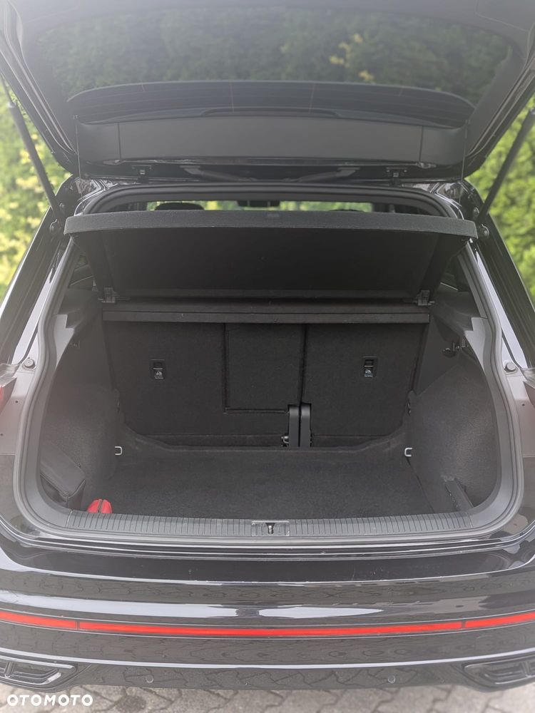 Volkswagen Tiguan 2.0 TDI SCR 4MotION DSG R-Line - 12