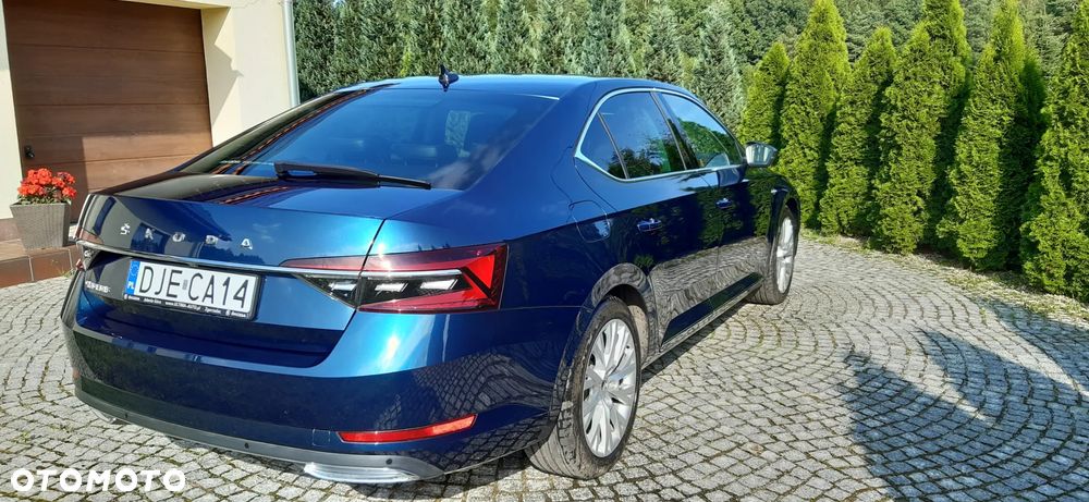 Skoda Superb 2.0 TSI L&K DSG - 5