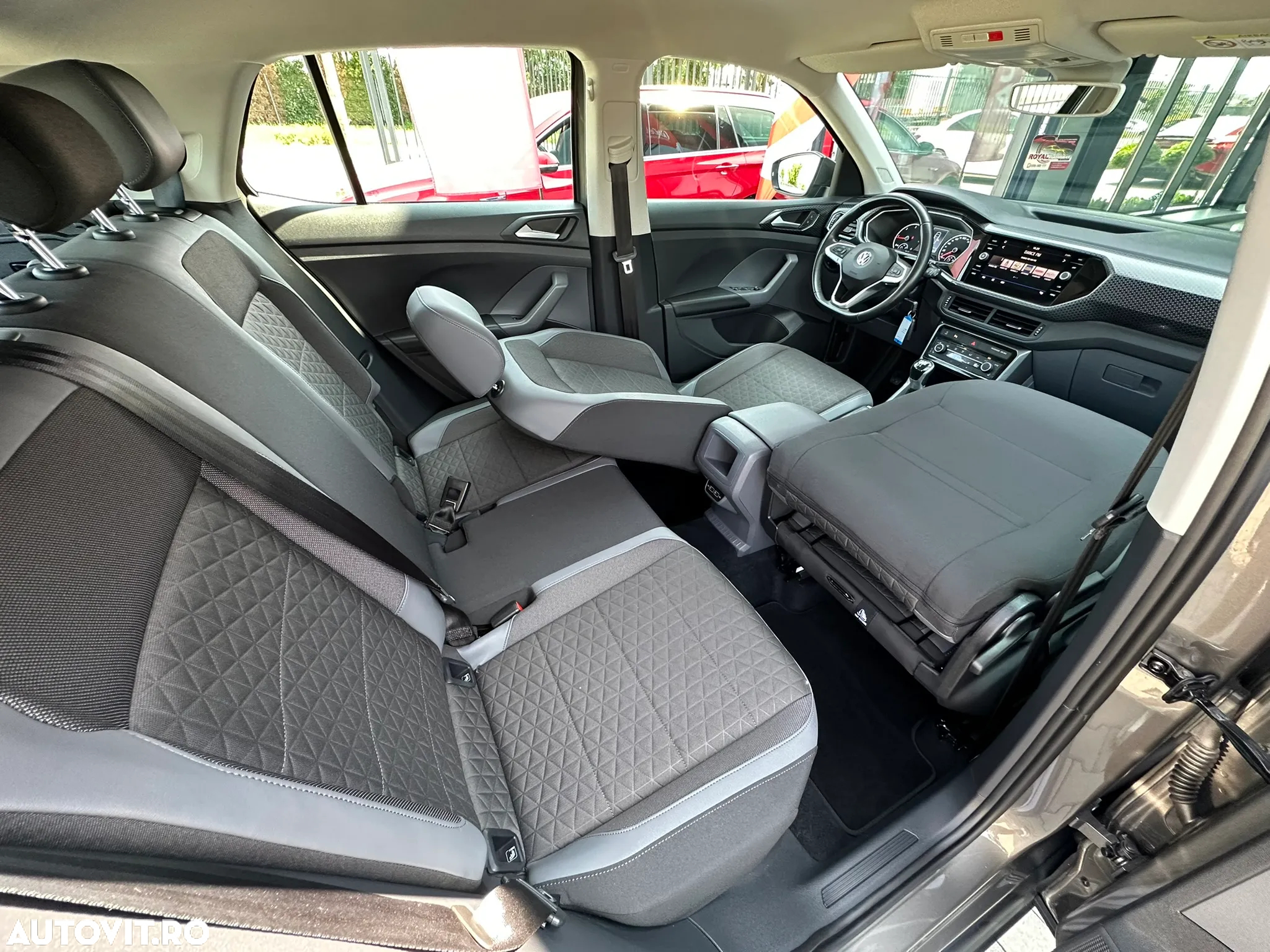 Volkswagen T-Cross 1.6 TDI SCR Style - 31