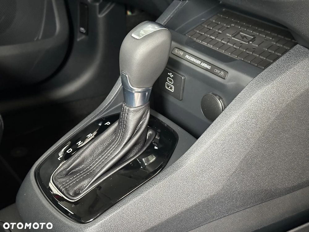 Ford Tourneo - 19