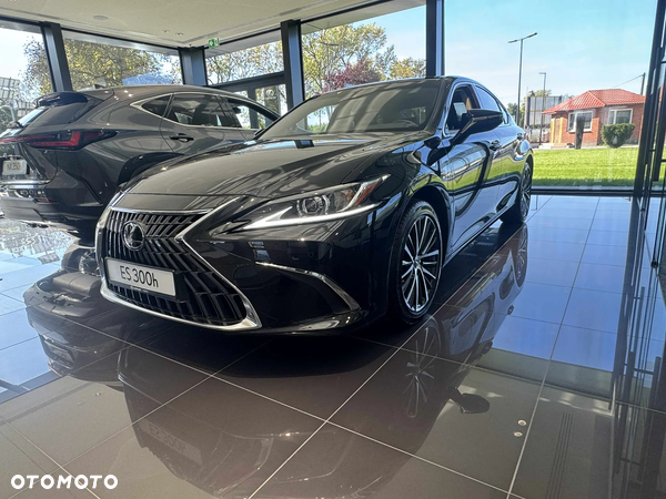 Lexus ES 300h Business Edition