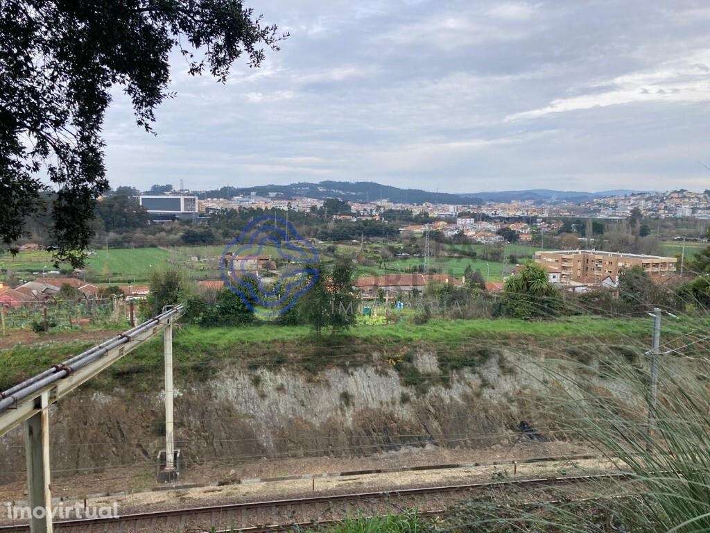 TERRENO PARA CONSTRUÇÃO EM ALFENA - Grande imagem: 3/16