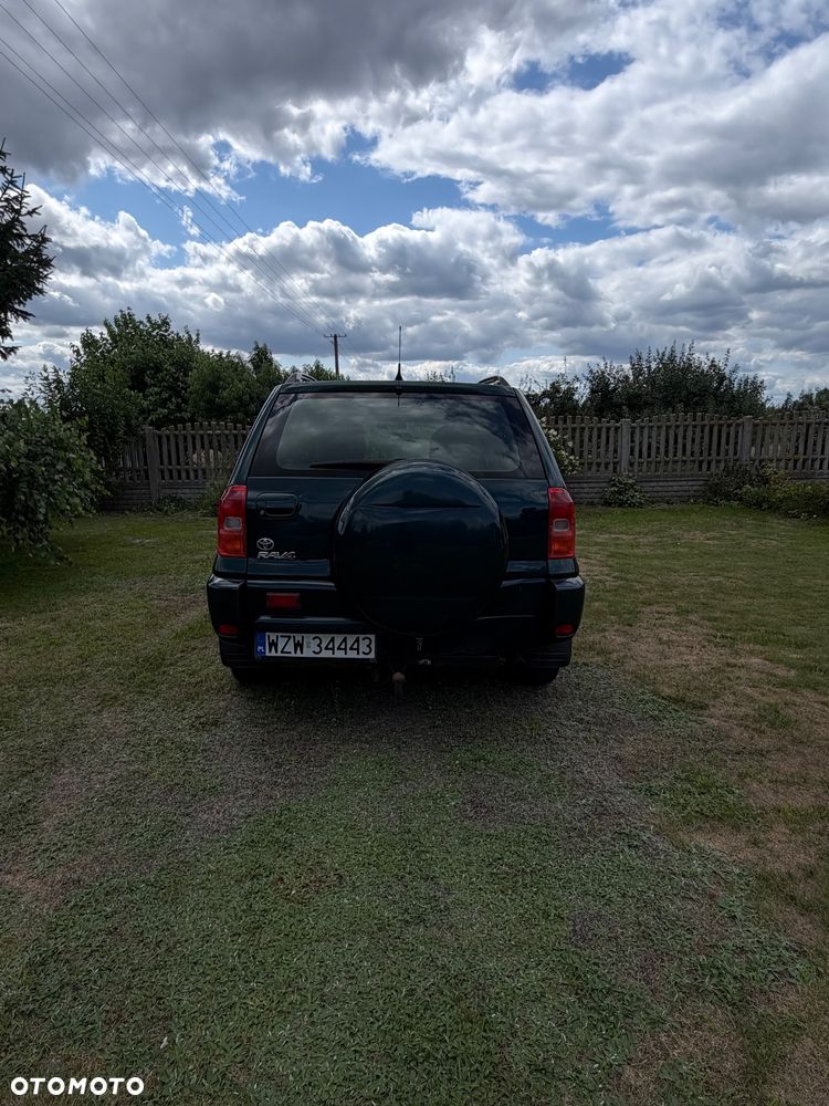 Toyota RAV4 - 4