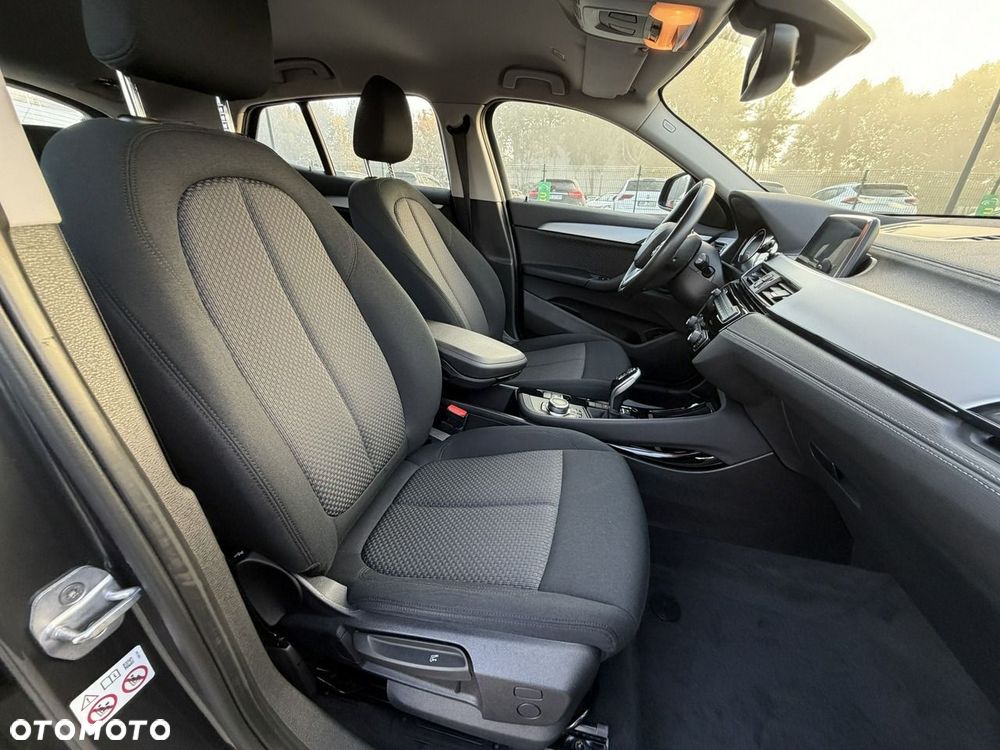 BMW X2 sDrive18d - 34