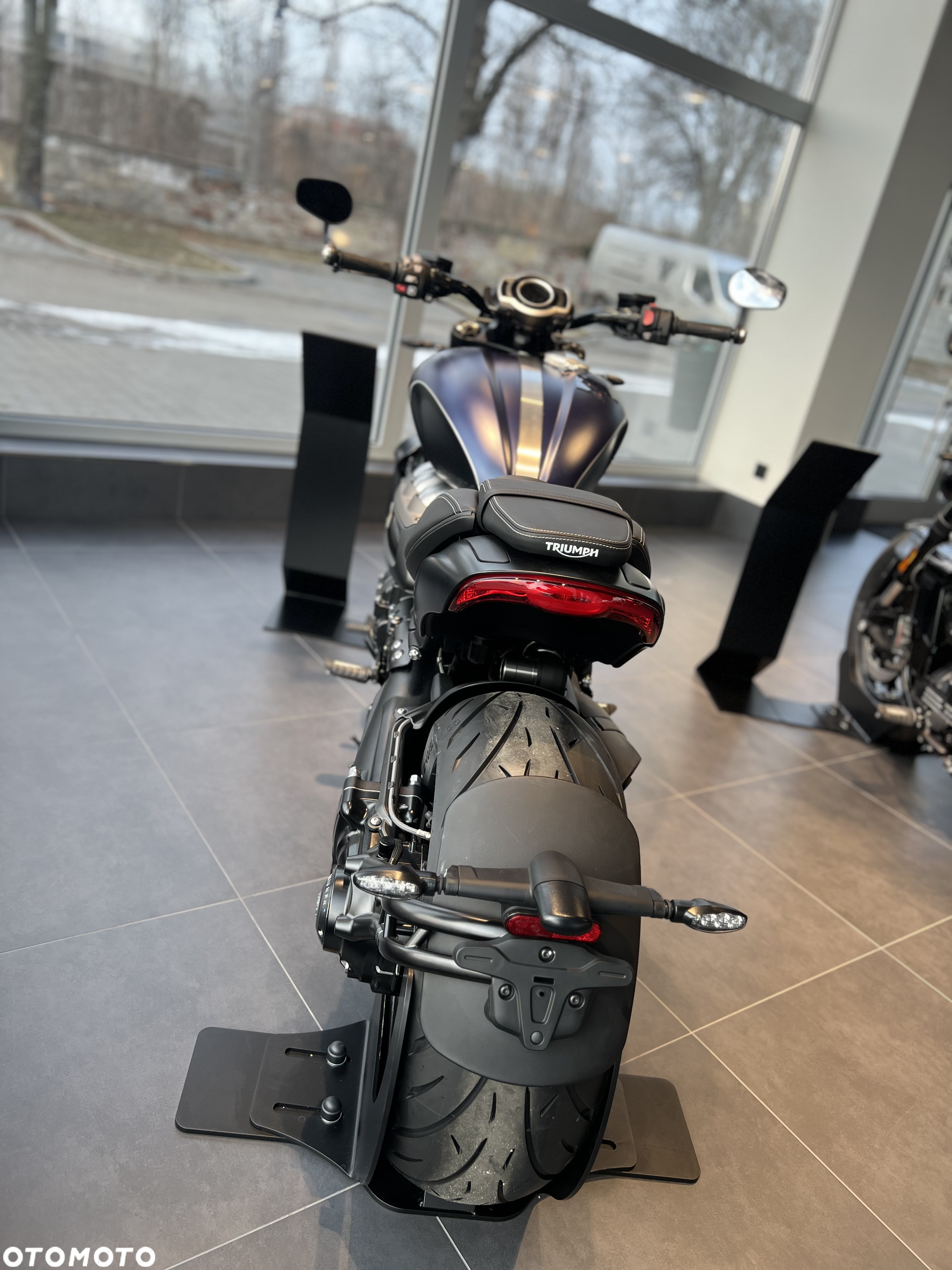 Triumph Rocket - 7