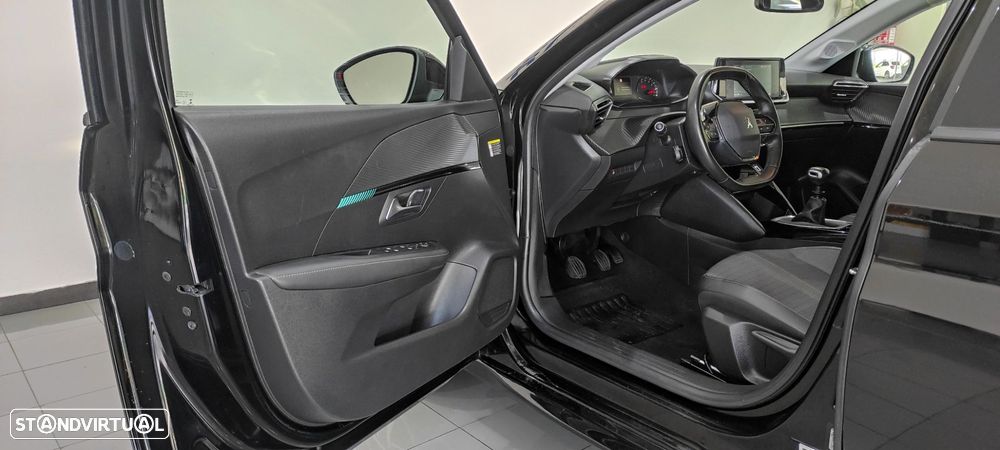 Peugeot 208 1.2 PureTech Allure - 15