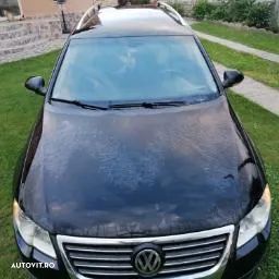 Volkswagen Passat - 1
