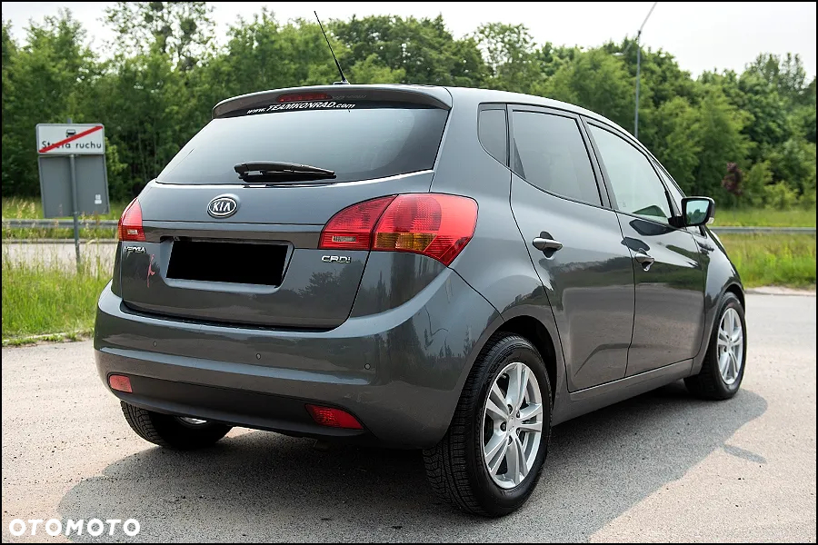 Kia Venga - 5