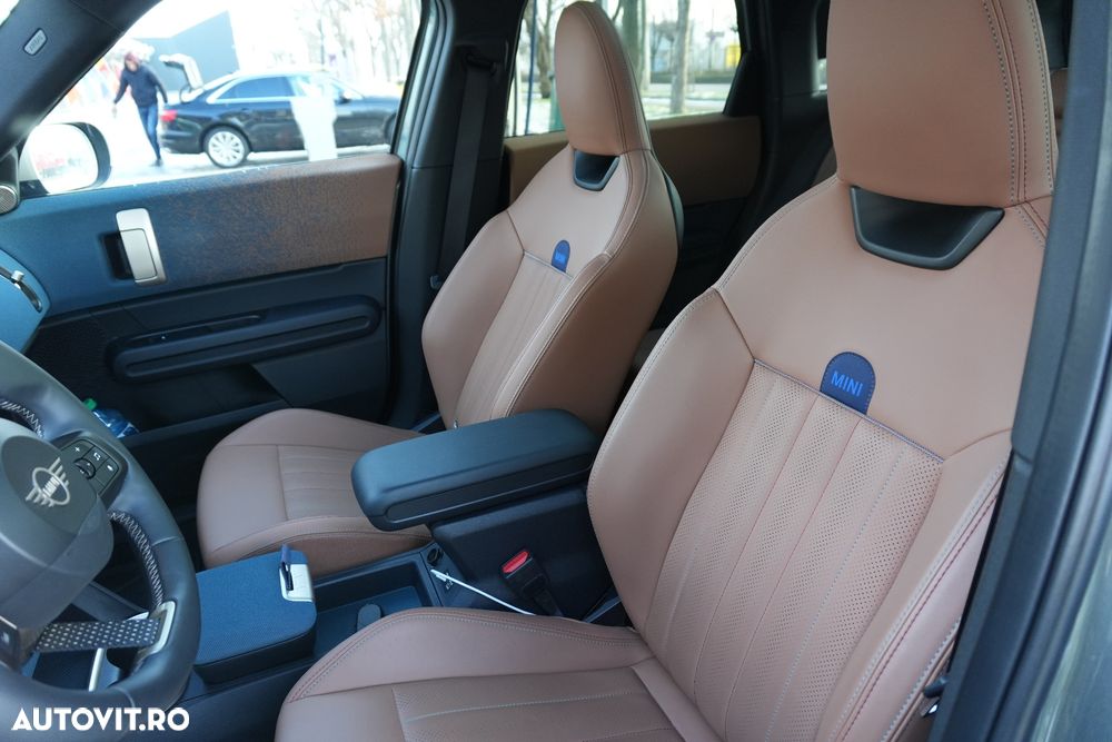 Mini Countryman C Favoured Trim - 17